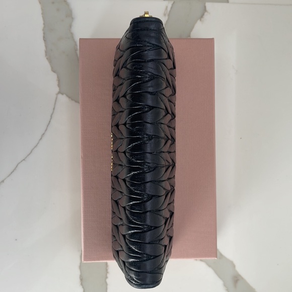 miu miu Large Nappa Metelasse Lux zip around wallet - Picture 4 of 7